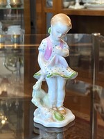 KISLÁNY JÁTÉK BABÁVAL, JELZETT HERENDI PORCELÁN SZOBOR