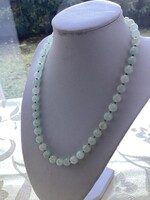 Green jade bead jewelry from the 19th century