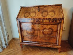 Gyönyörű Biedermeier írószekrény (szekreter)