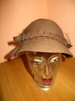 Régi antik 1920-30-as évekbeli gyapjúfilc női kalap Kloss / Cloche stílus, 53-as méret