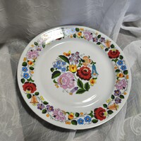 Kalocsai kézzel festett porcelán fali dísztányér