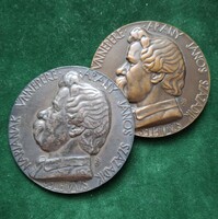 Beck Ö. Fülöp: Arany János századik születésnapjára (1917),  érempár