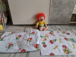 PUMUKLI PLÜSS 37CM AJÁNDÉK PÁRNAHUZAT