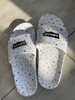 Új limitált kiadású Levi's papucs 38-as