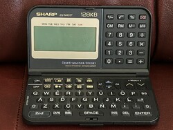 Sharp ZQ-M403T 128kb Electronic Organizer, a 90s top product