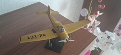 Let Z-37A Čmelák mezőgazdasági repülőgép makettje. Sérült!!!