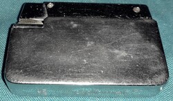 1970's DIPLOMAT - SWISS MADE , svájci - fém burkolatú GÁZGYÚJTÓ öngyújtó a képek szerint