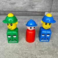 Retro építőkockára rakható színes műanyag játék figura szett