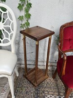 Restaurált antik fa posztamens
