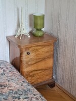2 db antik diógyökér furnéros art deco  éjjeli szekrény