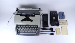 2A955 Régi CONSUL 1518 analóg táskaírógép 1966