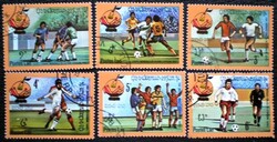 KP370 / Laosz 1982 Labdarúgó VB bélyegsor pecsételt