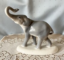Gyönyörű retro Gránit trombitáló elefánt figura – 13 cm, hibátlan, jelzett