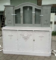 Tálalószekrény