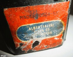 Régi tintásüveg kupakkal címkemaradvánnyal (Azúr tinta, Albertfalvai  Tintagyár)