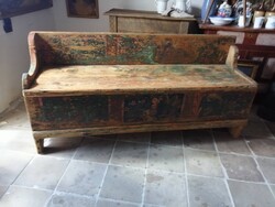 ANTIQUE FOLKLORE ATTIC - 19th CENTURY