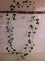 BOROSTYÁN GIRLAND - ÚJ -  200 cm - levelek 4 x 4 cm - selyem - fényes - élethű