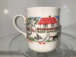 LENGYEL BÖGRE  - PORCELÁN - 2,5 dl  - SZÉLÉN NAGYON PICI CSAK TAPINTHATÓ LEPATTANÁS