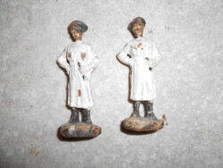 DUROLIN Soldier Doctor Figurines 2 pcs
