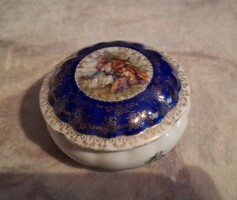 Oscar Schlegelmilch német porcelán bonbonier, Altwien stílusú