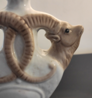 Kerámia kulacs kosfejekkel, jelzett