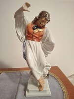 Herendi porcelán táncoló paraszt 30 cm magas