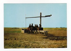 Hollóházi - Csikósok, postatiszta képeslap,1980., ló, lovak, gémeskút