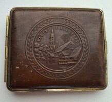 Vintage dózni, cigaretta tárca, Augsburg nyomott bőr városképpel, jelzett