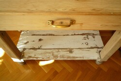 Antik szecessziós rusztikus shabby fa asztal konyhaasztal étkezőasztal munkaasztal réz fogantyú