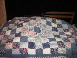 Aranyos vintage stílusú patchwork díszpárna huzat