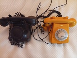 Régi telefon pár