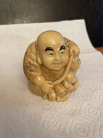 Budha  faragott diszitet