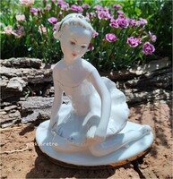 Lomonoszov porcelán baleria lány