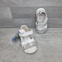 D.D. Step White-Grey Bow Kids' Leather Sandals, 23