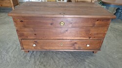 Chest, dowry chest storage box