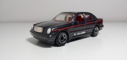 Matchbox Mercedes E-Class