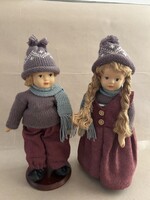 Vintage porcelánbaba pár fa állvánnyal (35 cm) – Bavaria Present