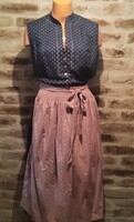 Hagyományos dirndl ruha 44-es