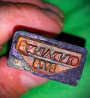Antik mini személyzeti meós fanyeles bélyegző pecsétnyomó " OLDALNÉ 2773 " felirat a képek szerint