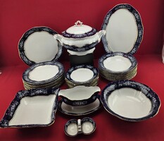 Zsolnay Pompadour II. 8 személyes 31 db-os étkészlet