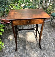 Thonet fiókos asztal lerakó laptop asztal Posztamens szobor tartó konzol régi tonett