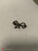 Ezüst masni markazitos ezüst melltű bross