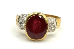 Rubin 3,5 ct & rózsacsiszolású gyémántok – Viktoriánus stílusú 9kt aranygyűrű