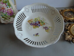Porcelain áttört szélű  szecessziós   gyümülcsos kosár.