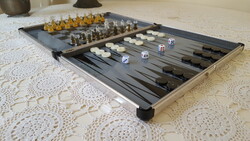 Utazó,akrill sakk- és backgammon készlet