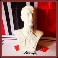 NÉMET BIRODALOM > ADOLF HITLER PORCELÁN MELLSZOBOR (KB 23 CM) > JELZETT