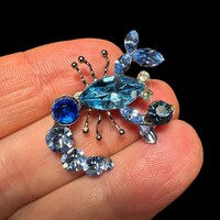 Retro Crystal Star Sign Brooch, Blue Scorpion, Old Jewelry from the 1970s, Retro Zodiac Jewelry