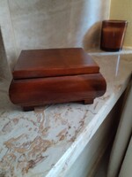 ANTIQUE JEWELRY BOX