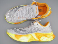 SAUCONY Endorphin Pro 4 női futócipő, 42 -es