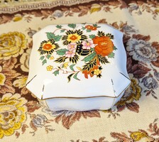 Aquincum virágmintás porcelán bonbonier